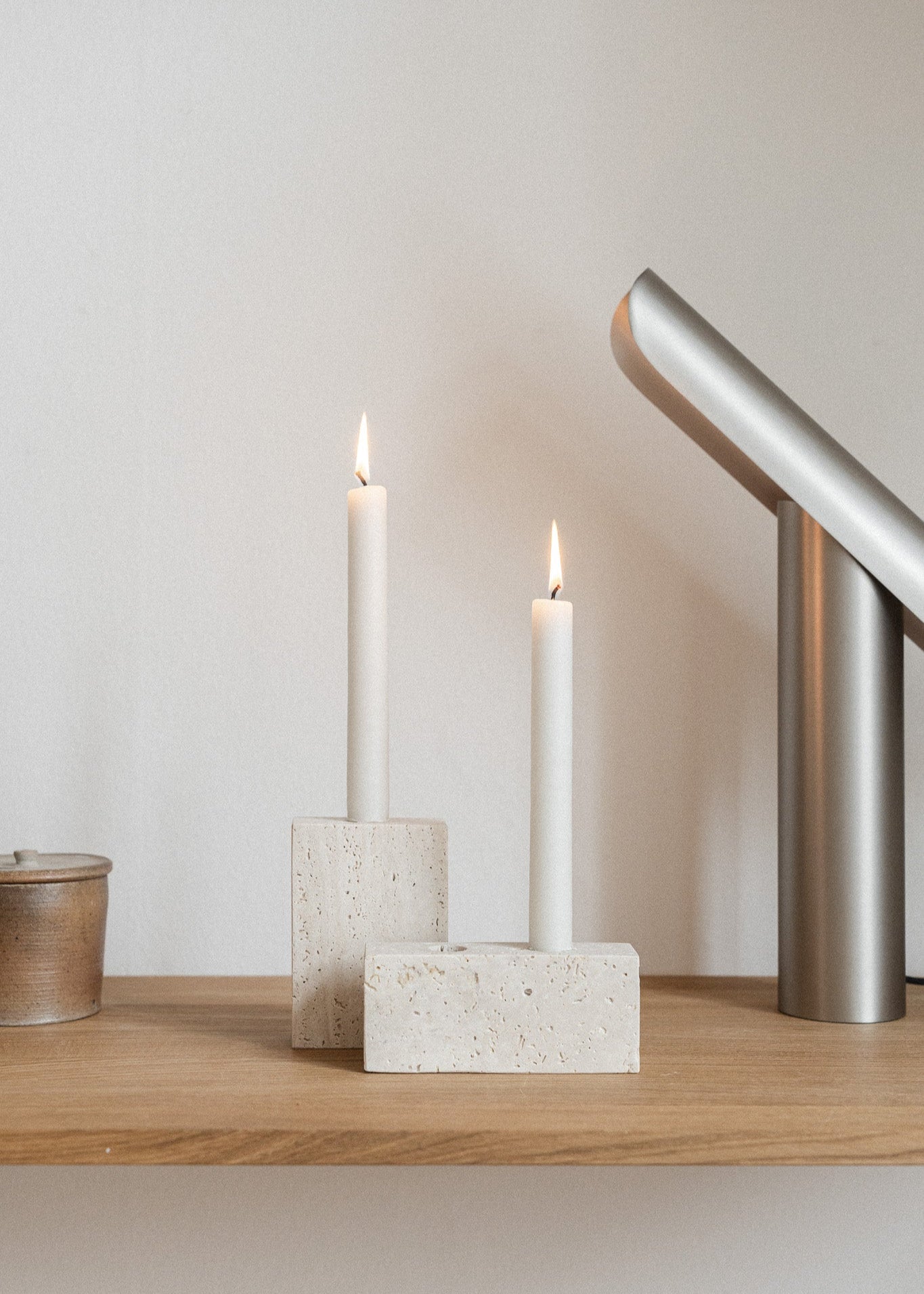 Epode | Travertin | Lysestage ét lys