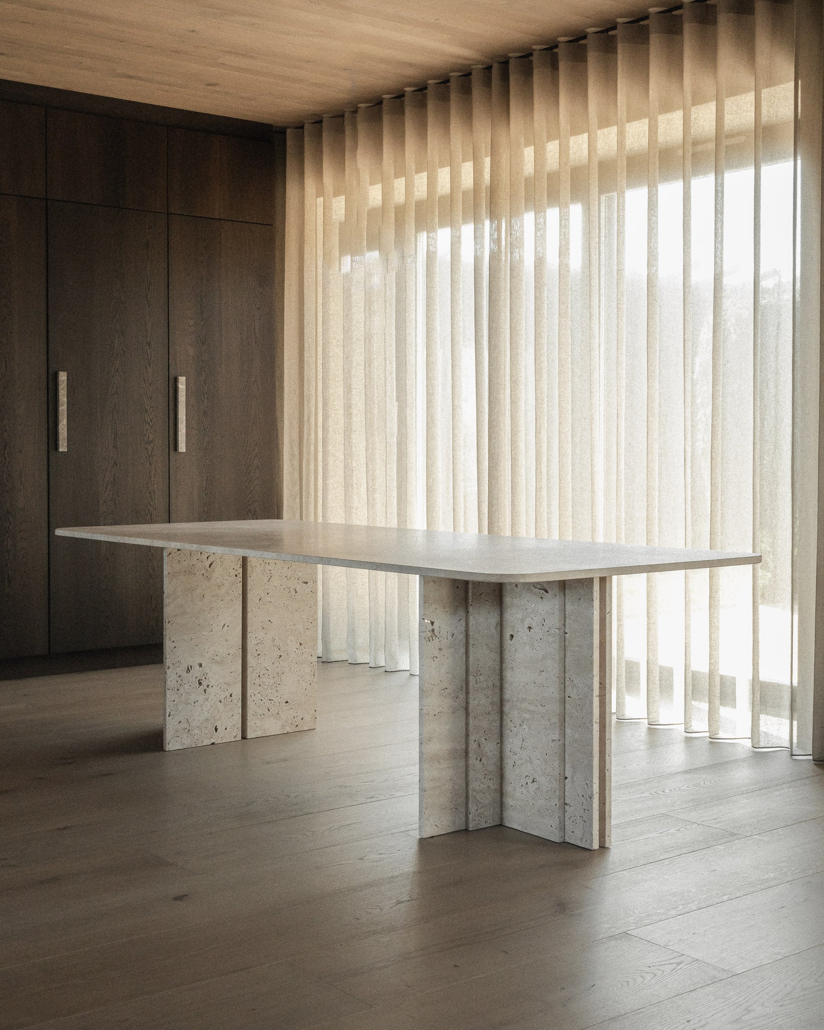 Fjer | Travertin | Spisebord