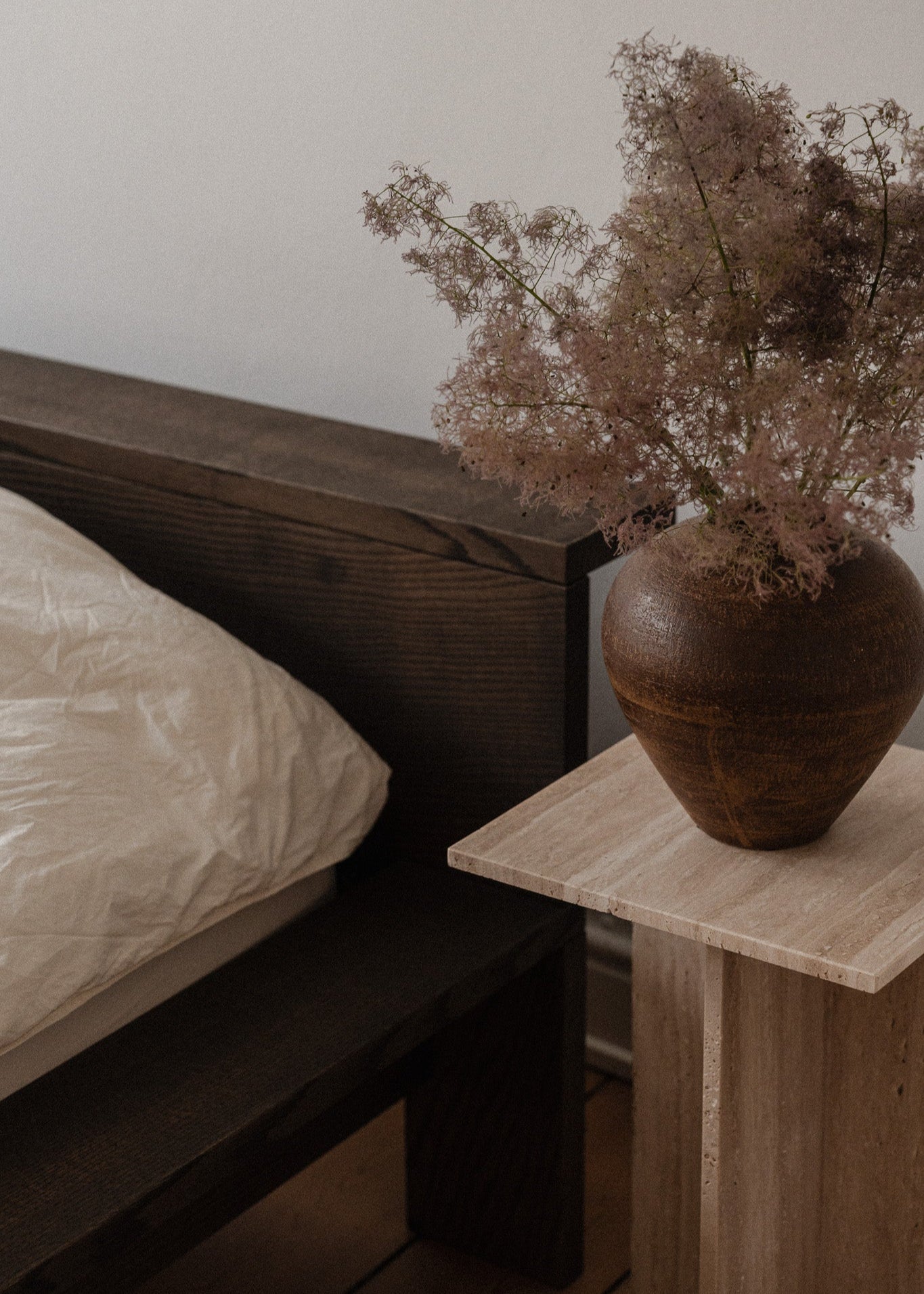 Venus | Travertin | Piedestal