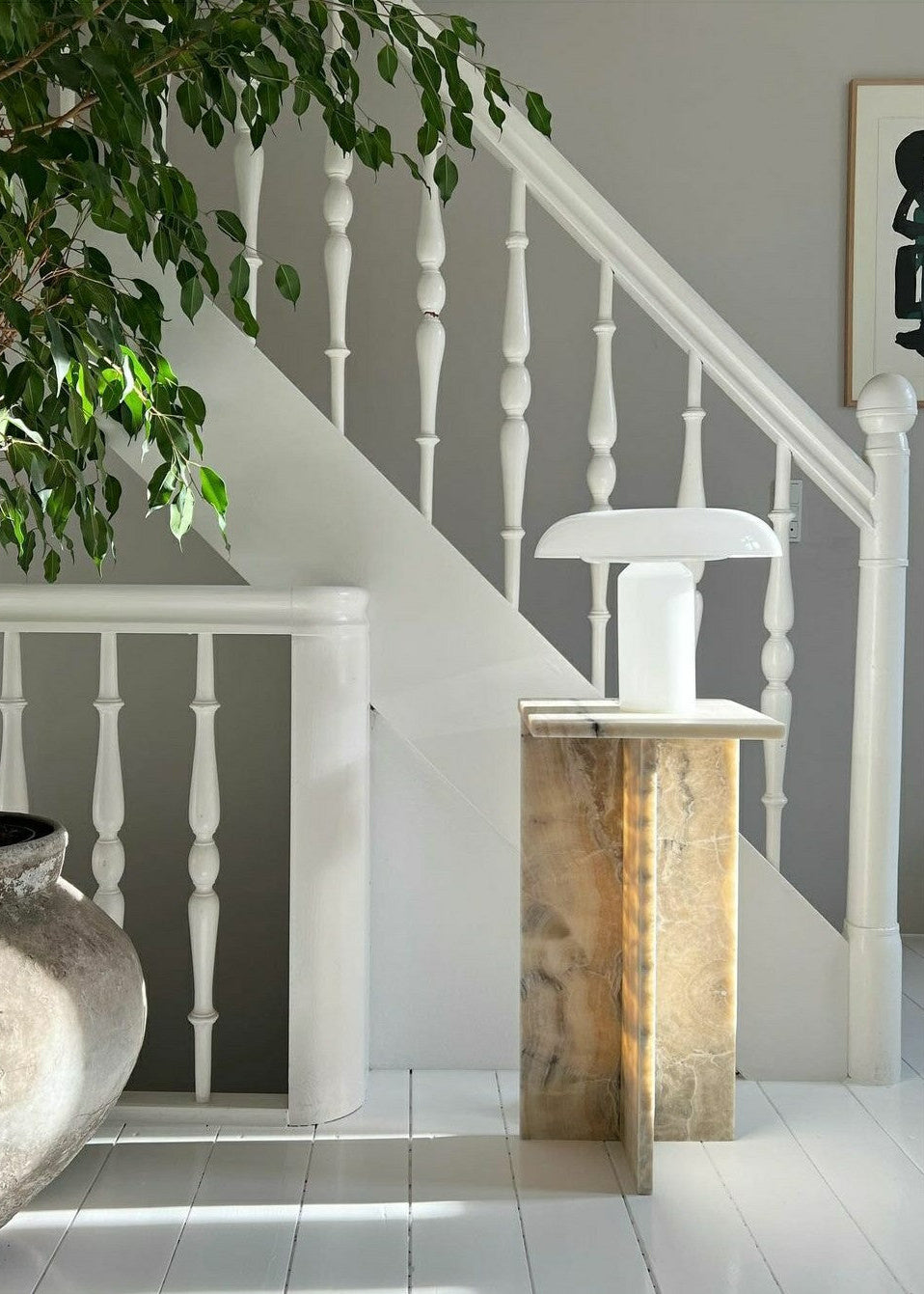 Venus | Onyx | Piedestal