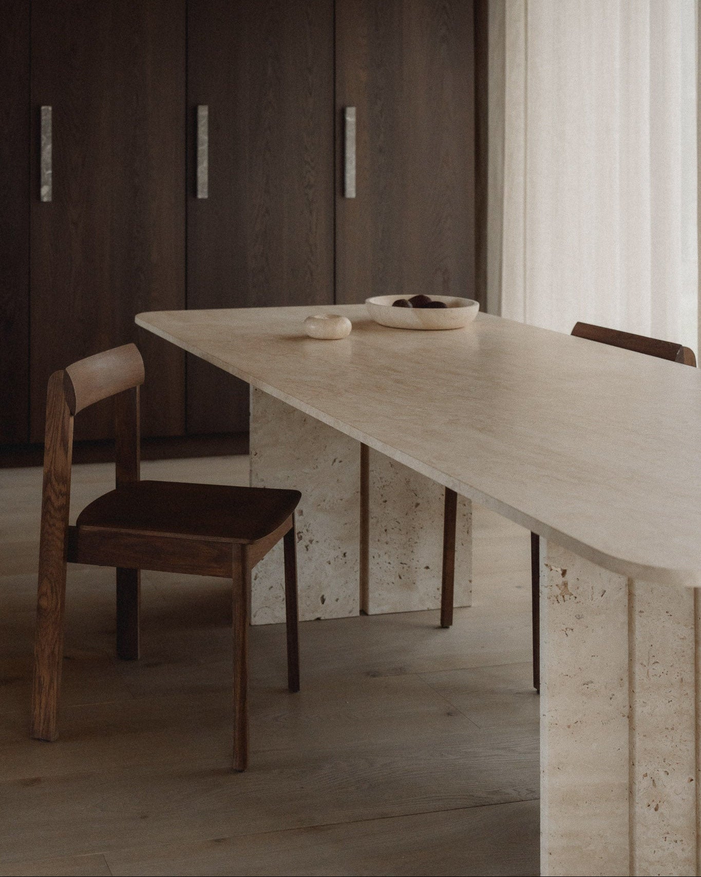 Fjer | Travertine | Dining table