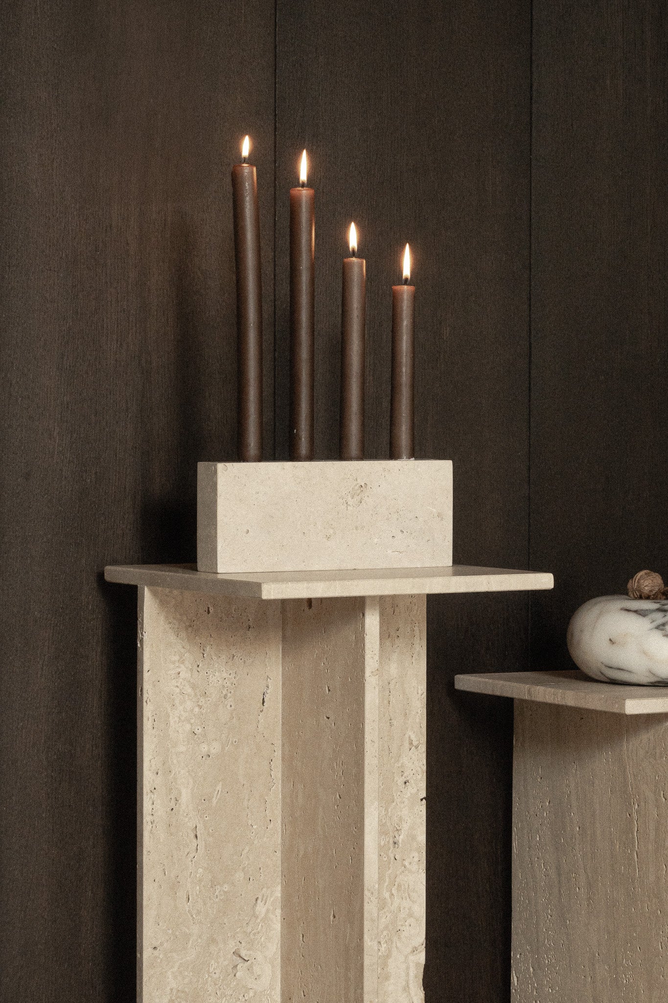 Epode | Travertin | Lysestage fire lys - WINTER OFFER