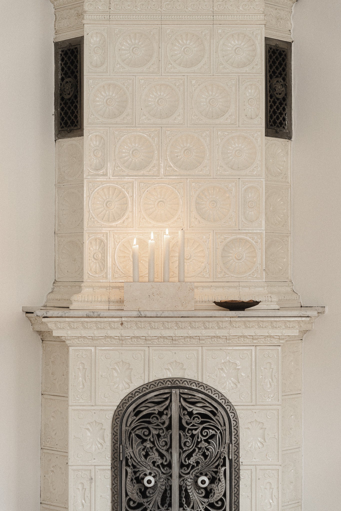 Epode | Travertin | Lysestage fire lys - WINTER OFFER