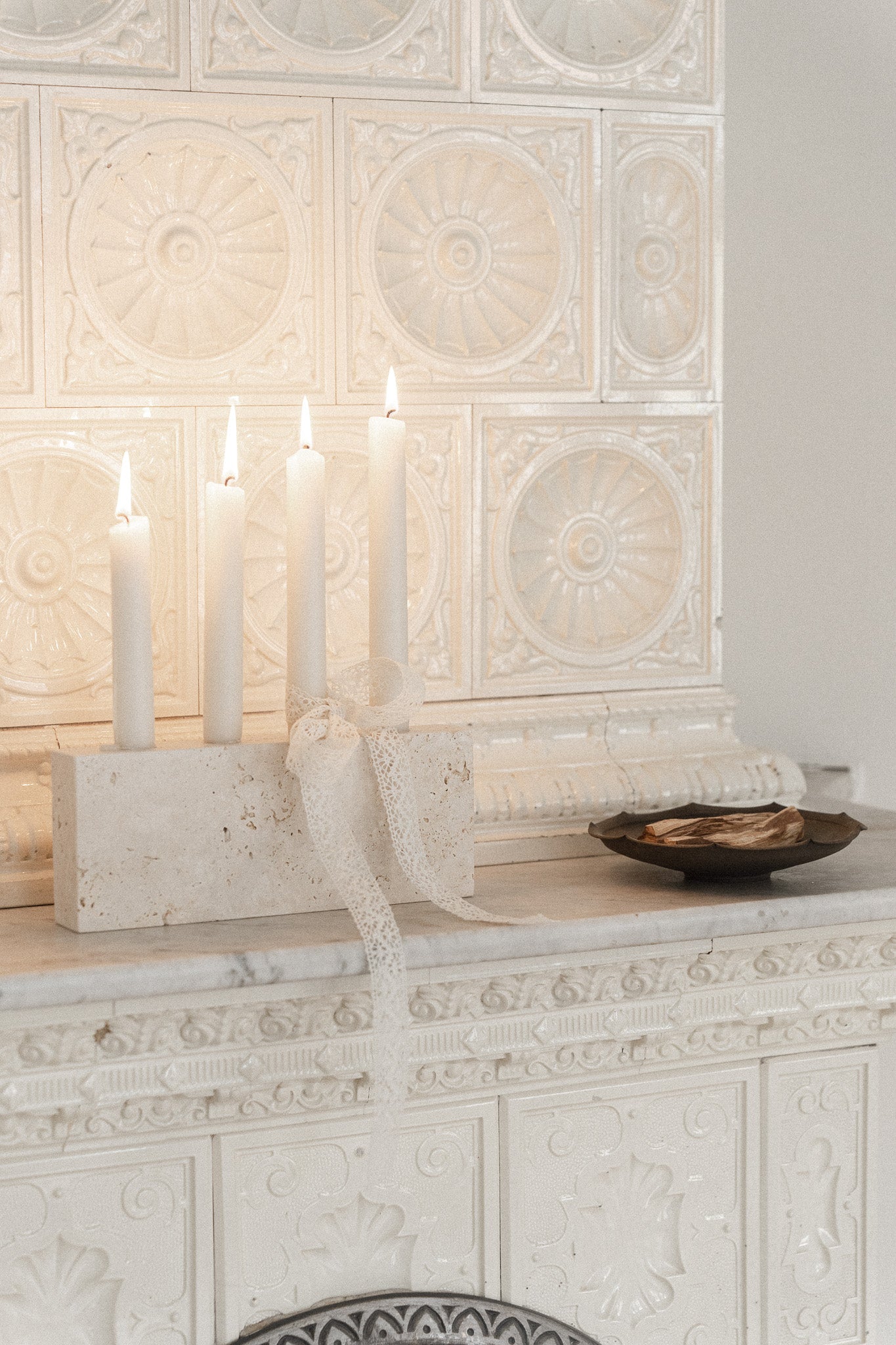 Epode | Travertin | Lysestage fire lys - WINTER OFFER